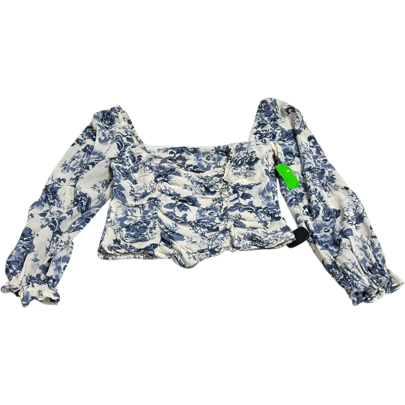 Top Long Sleeve By Clothes Mentor In Blue & White, Size: L