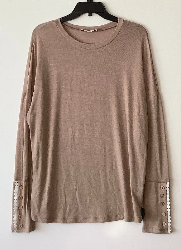 Top Long Sleeve By Clothes Mentor In Tan, Size: M