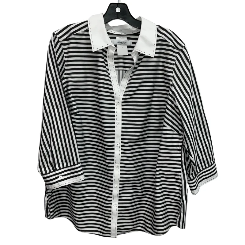 Top Long Sleeve By Foxcroft In Striped Pattern, Size: L